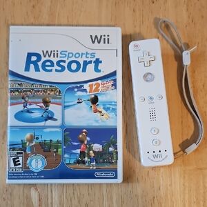 Nintendo Wii Sports Resort with White Remote
